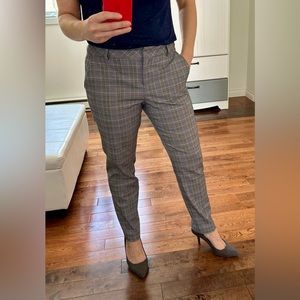 RW&CO Straight-Leg Mid-Rise Pant